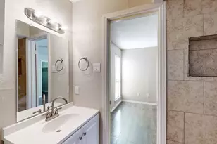 4545 Live Oak St, Dallas, TX 75204 - Photo 13