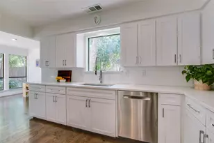 6815 Woodmark Ct, Dallas, TX 75230 - Photo 11