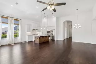 13729 Marys Ridge Rd, Fort Worth, TX 76008 - Photo 11