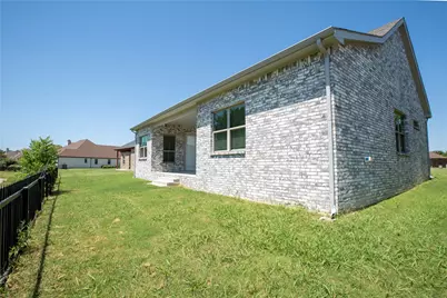 1305 Carnoustie Drive, Ennis, TX 75119 - Photo 27