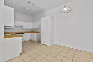 210 Joshua Blvd, Joshua, TX 76058 - Photo 11