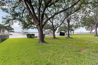 305 Rock and Roll Lane, Mabank, TX 75156 - Photo 31
