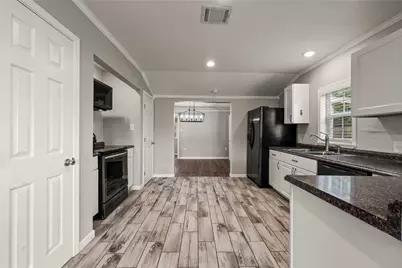1305 S Robinson Drive, Robinson, TX 76706 - Photo 5