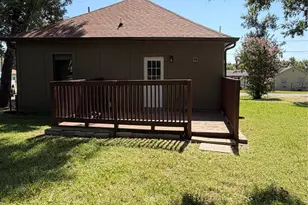 1711 Oriental St, Bonham, TX 75418 - Photo 15