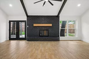 2314 Charred Wood Dr, Arlington, TX 76016 - Photo 7