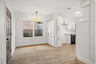 2314 Charred Wood Dr, Arlington, TX 76016 - Photo 11