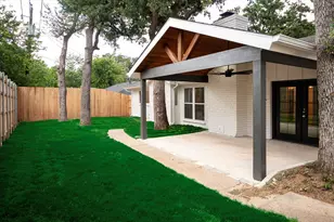 2314 Charred Wood Dr, Arlington, TX 76016 - Photo 27