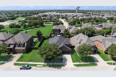 10013 Waterstone Way, McKinney, TX 75072 - Photo 3