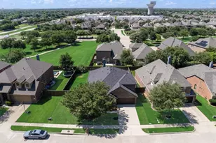 10013 Waterstone Way, McKinney, TX 75072 - Photo 3
