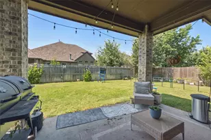 2955 Geneva Dr, Grand Prairie, TX 75054 - Photo 29