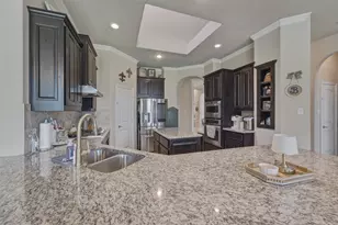 2955 Geneva Dr, Grand Prairie, TX 75054 - Photo 5