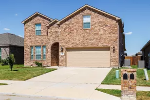 336 Emerald Creek Dr, Fort Worth, TX 76131 - Photo 1