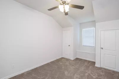 336 Emerald Creek Drive, Fort Worth, TX 76131 - Photo 23