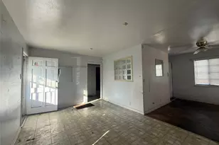 426 Krueger St, Dallas, TX 75224 - Photo 3