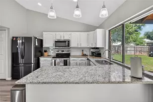 3825 Hackberry Ln, Bedford, TX 76021 - Photo 13