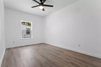 4406 S Ottawa Road, Dallas, TX 75212 - Photo 17