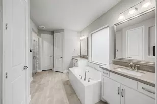 5200 Bradford Green Trail, Flower Mound, TX 75028 - Photo 13