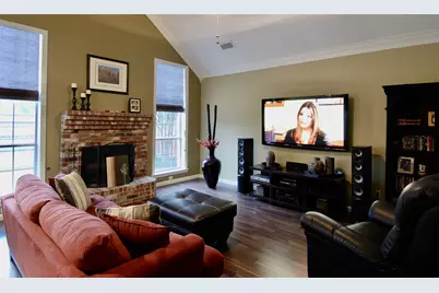 1685 Shannon Drive, Lewisville, TX 75077 - Photo 9