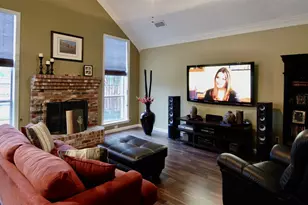 1685 Shannon Dr, Lewisville, TX 75077 - Photo 9
