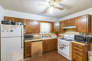 1910 S 21st St, Abilene, TX 79602 - Photo 9