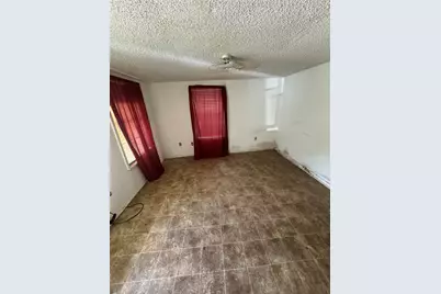 2306 Frank Street, Marshall, TX 75670 - Photo 5