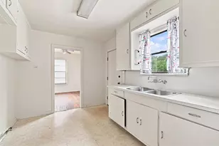 3512 Colcord Ave, Waco, TX 76707 - Photo 9