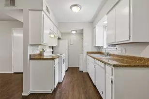 221 Cambridge Dr, Saginaw, TX 76179 - Photo 17