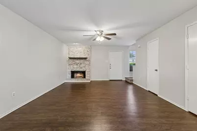 221 Cambridge Drive, Saginaw, TX 76179 - Photo 15