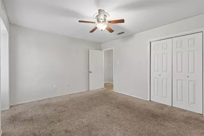221 Cambridge Drive, Saginaw, TX 76179 - Photo 23
