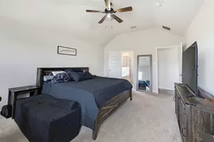 105 Cheryl Dr, Keene, TX 76059 - Photo 23