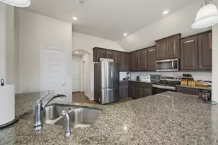 105 Cheryl Dr, Keene, TX 76059 - Photo 15