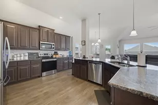 105 Cheryl Dr, Keene, TX 76059 - Photo 15