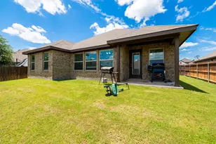 105 Cheryl Dr, Keene, TX 76059 - Photo 31