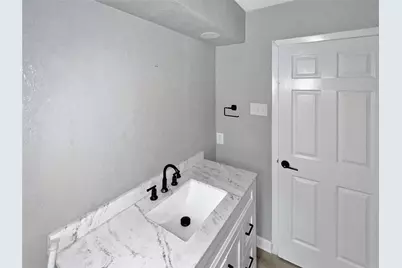 1306 Elby Street, Irving, TX 75061 - Photo 19