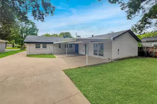 1306 Elby St, Irving, TX 75061 - Photo 23