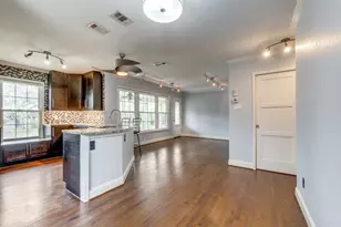 9520 Ash Creek Dr, Dallas, TX 75228 - Photo 7