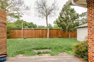 9520 Ash Creek Dr, Dallas, TX 75228 - Photo 23