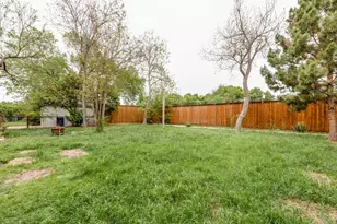 9520 Ash Creek Dr, Dallas, TX 75228 - Photo 21