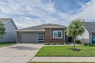 713 Griffith Pk Trl, Alvarado, TX 76009 - Photo 1