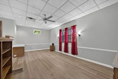 9700 Brookwood Circle, Woodway, TX 76712 - Photo 25