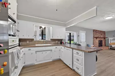 9700 Brookwood Circle, Woodway, TX 76712 - Photo 23