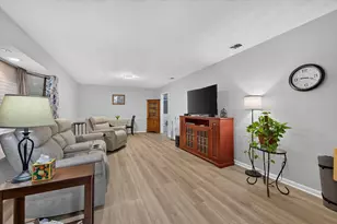 9700 Brookwood Cir, Woodway, TX 76712 - Photo 9