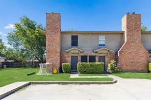 321 Cambridge Dr, Saginaw, TX 76179 - Photo 3