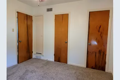 503 W Nash Street, Grapevine, TX 76051 - Photo 11