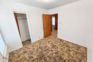 806 Sessions St, Bowie, TX 76230 - Photo 23