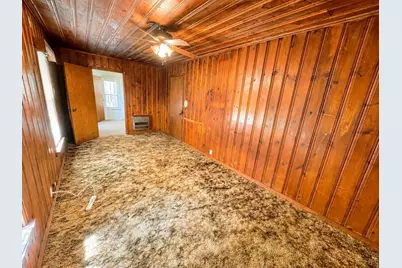 806 Sessions Street, Bowie, TX 76230 - Photo 13