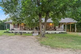 15197 Farm Road 71 E, Sulphur Bluff, TX 75481 - Photo 33