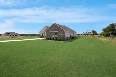 1020 Don Eve Court, Azle, TX 76020 - Photo 9