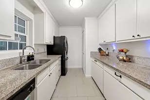 955 Ashwood Dr, Lewisville, TX 75067 - Photo 7