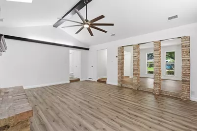 2115 Meadowlake Court, Arlington, TX 76013 - Photo 9